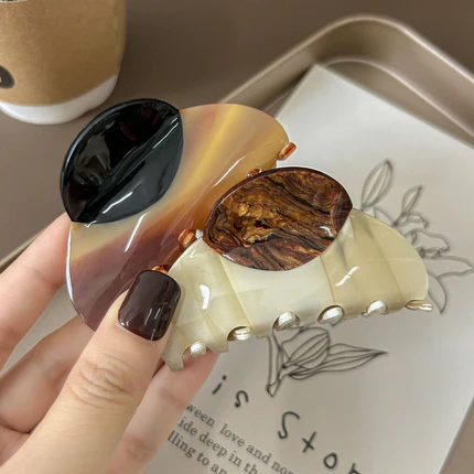 Vintage Hair Clips - Image 5